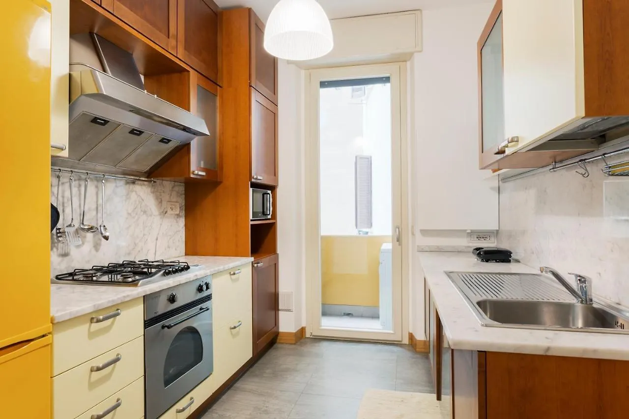 A Retreat In The Heart Of Milan I Via Sapeto Apartment
